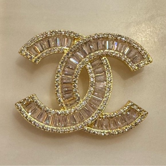 CHANEL Jewelry - Chanel pin and brooches